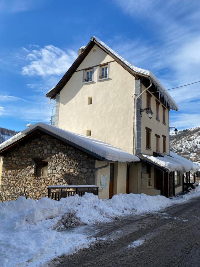 Hotel Genepi *